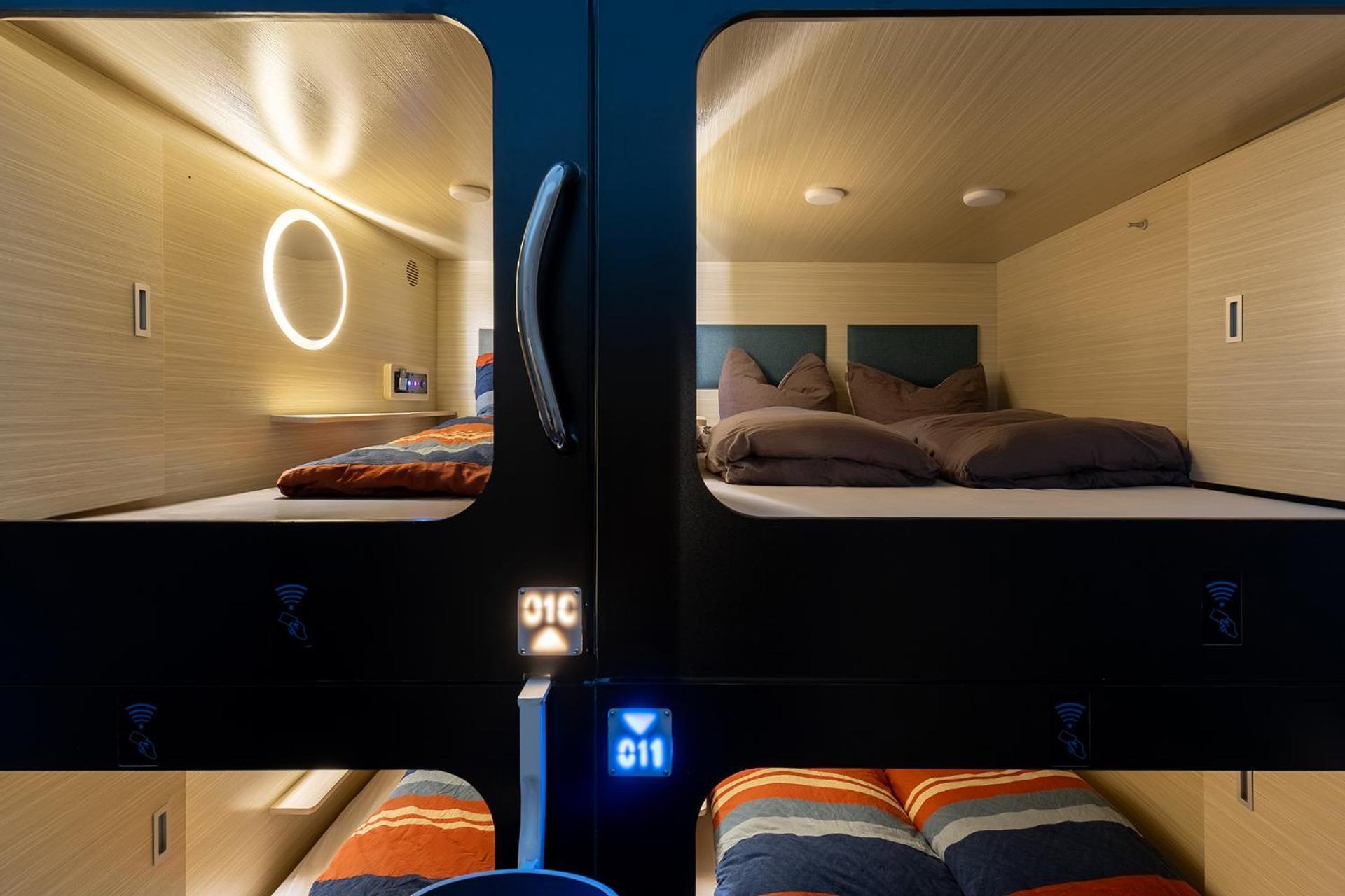Mue Cubes - Capsule Hotel بازل المظهر الخارجي الصورة